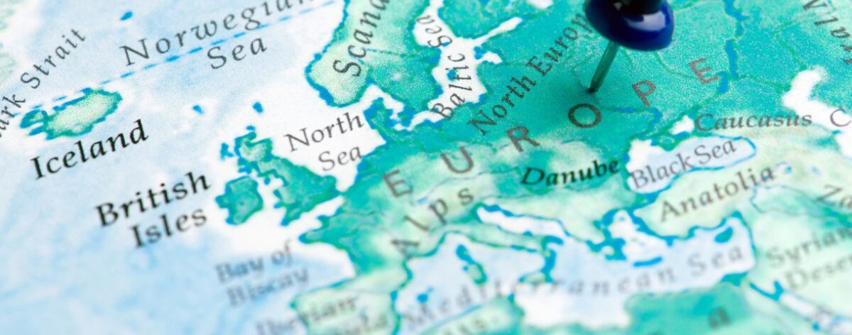Budget cuts: hub.brussels adapts its international support services